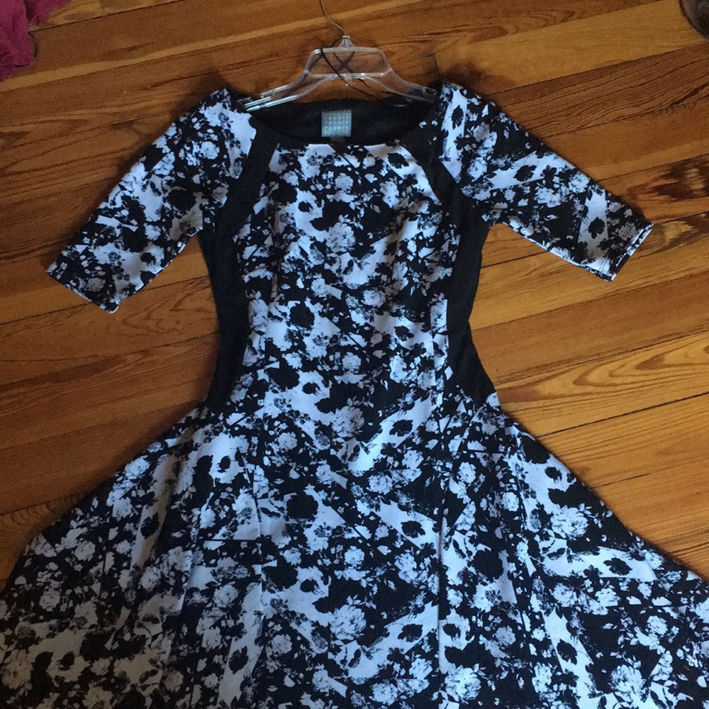 Business Casual Patterned Black and White Dress